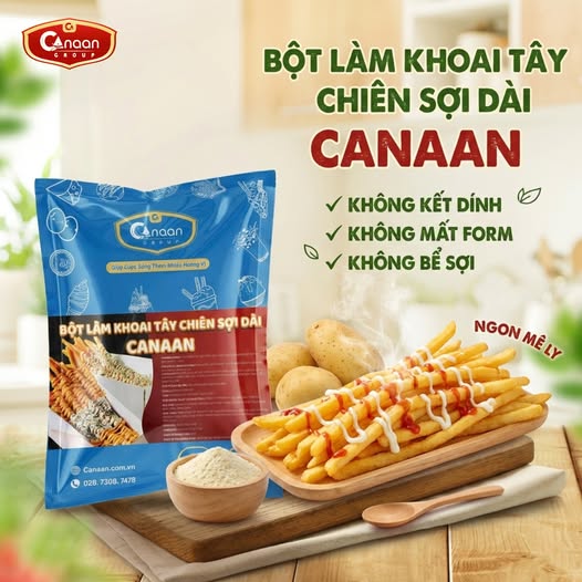 Chuẩn bị bột khoai tây sợi dài và dụng cụ chiên tại quán
